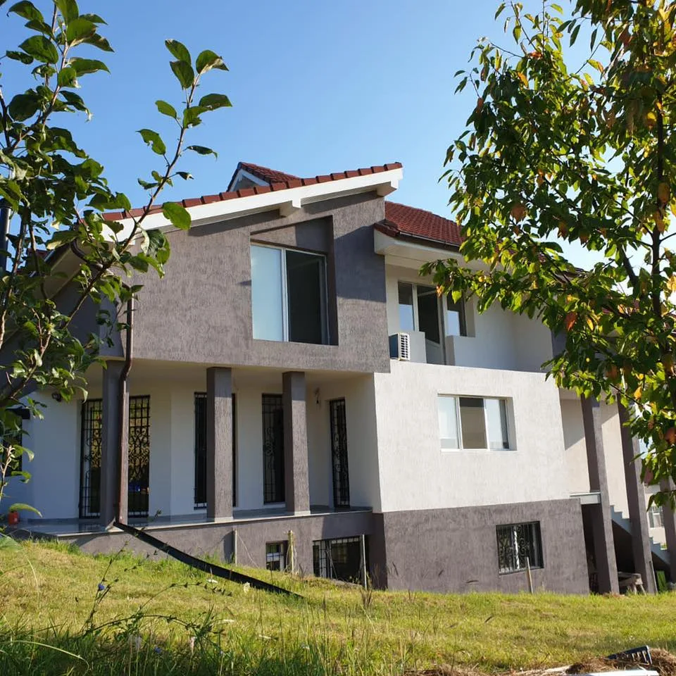Lidia house