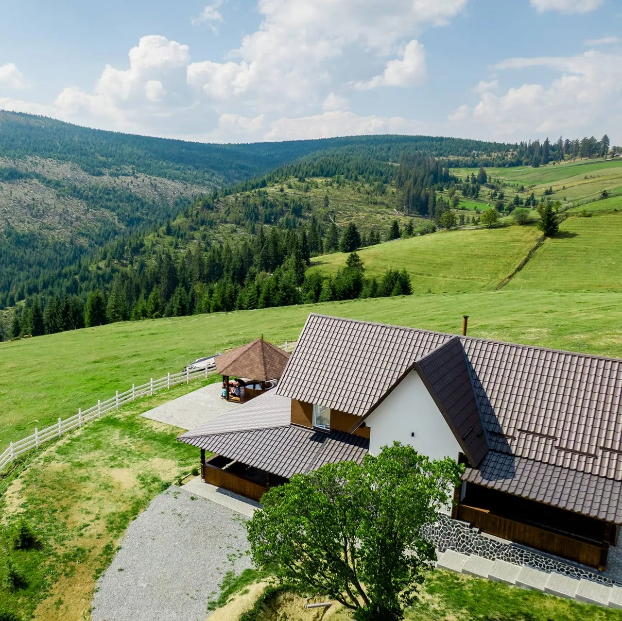 Cabana Rustică